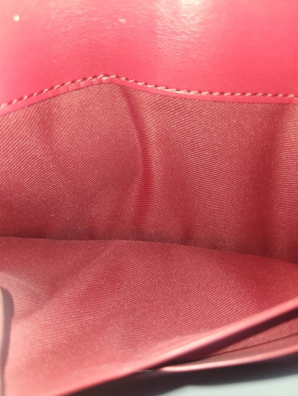 Coach Signature Wallet - Picture 6 of 9